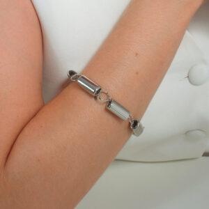 Pulseira tubos lisos banhado em ouro branco