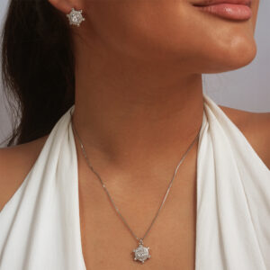 Conjunto design náutico cravejado banhado em ouro branco